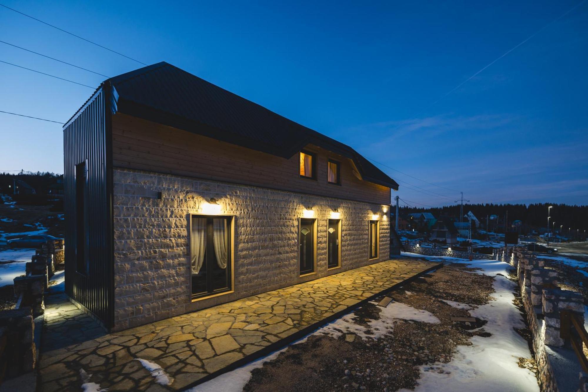 Mountain House Ivanovic Moticki Gaj Exteriör bild