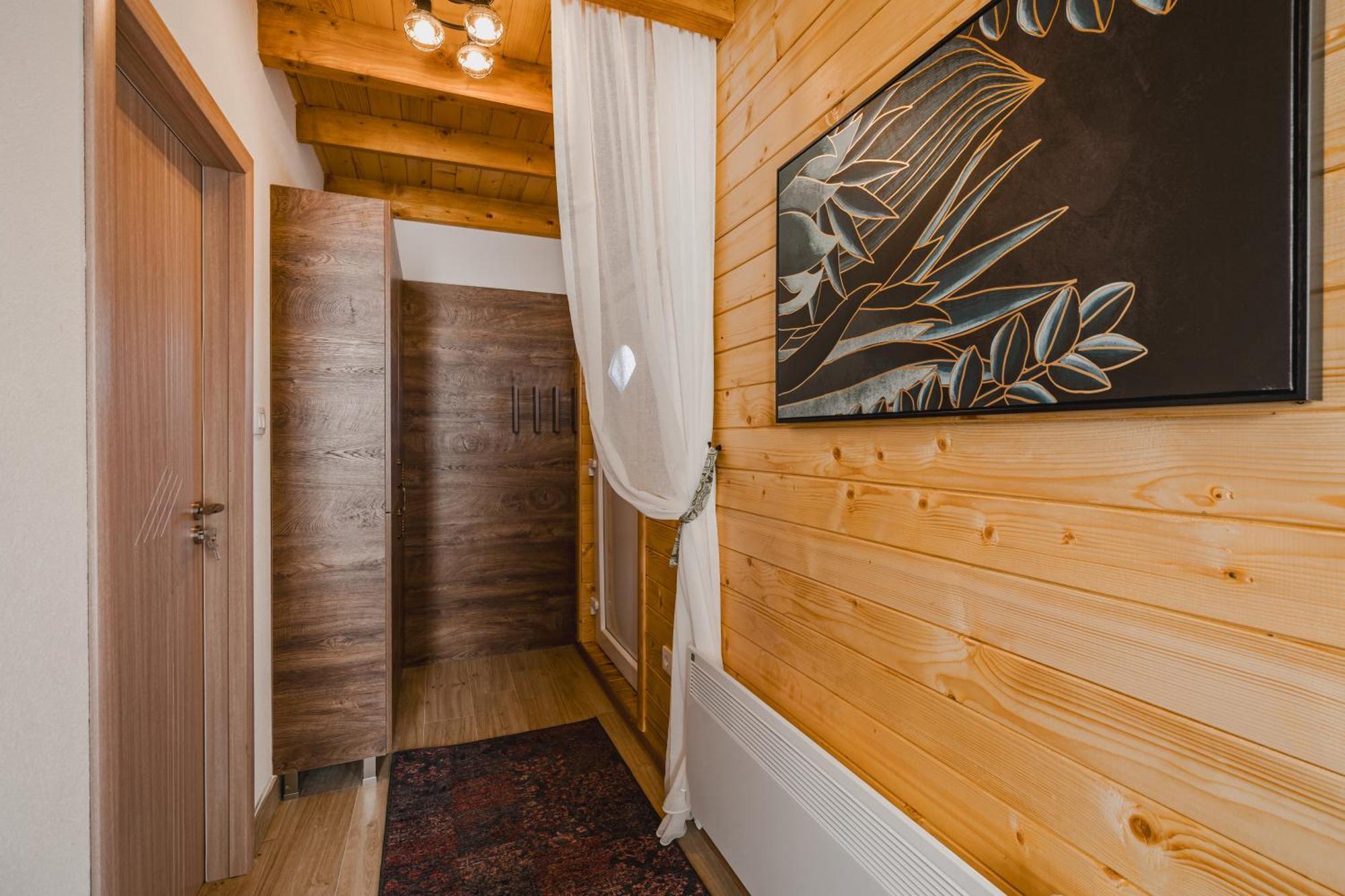 Mountain House Ivanovic Moticki Gaj Exteriör bild