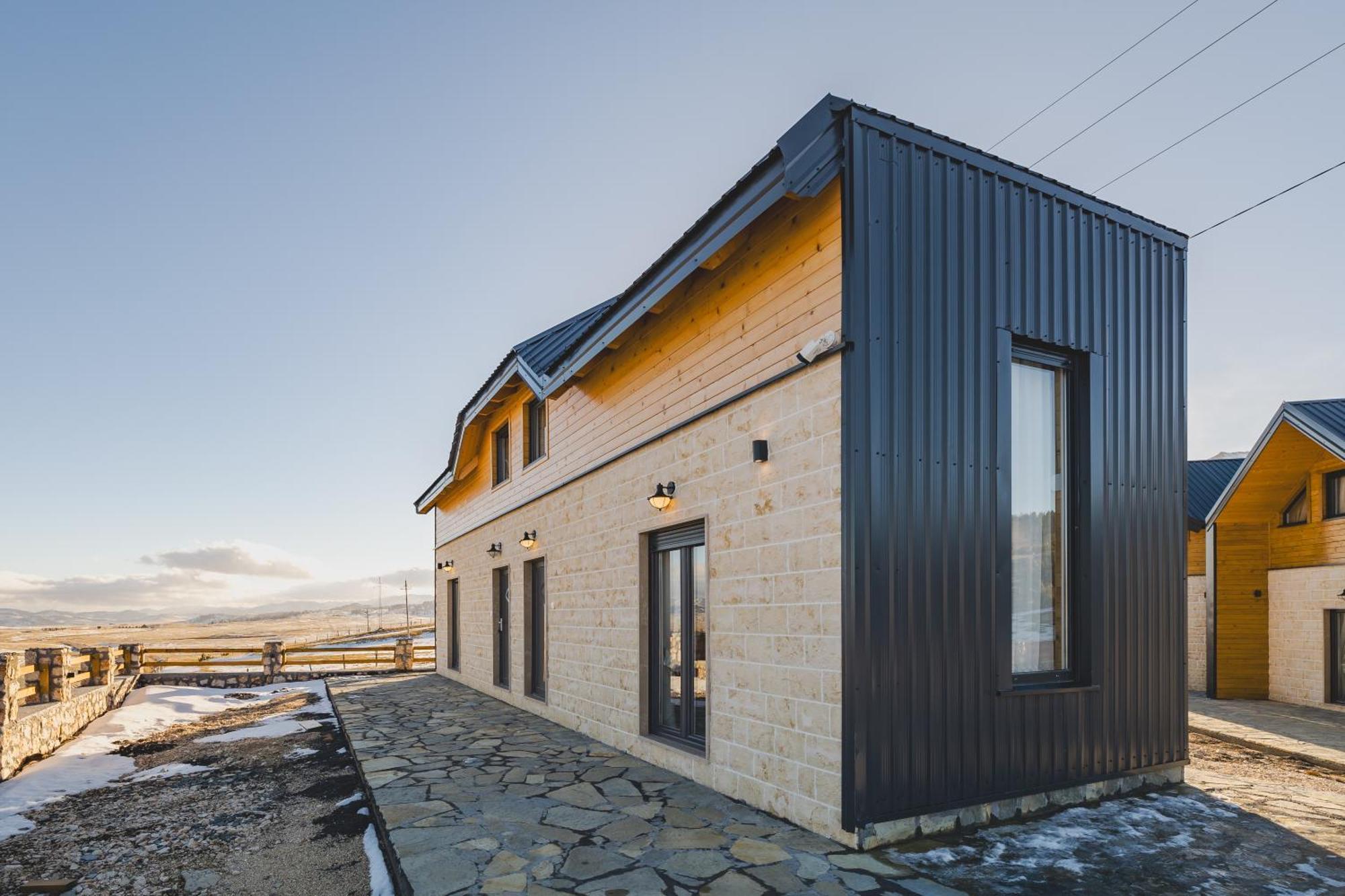 Mountain House Ivanovic Moticki Gaj Exteriör bild