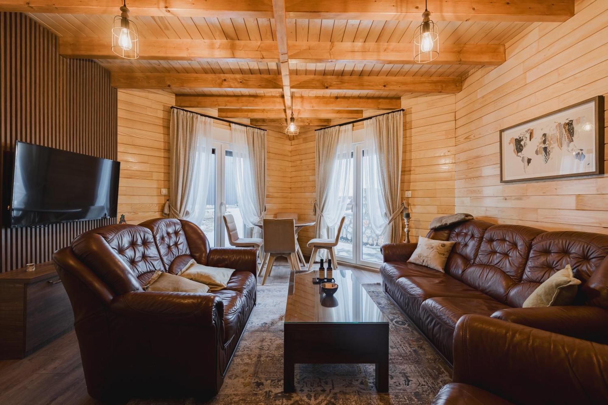 Mountain House Ivanovic Moticki Gaj Exteriör bild